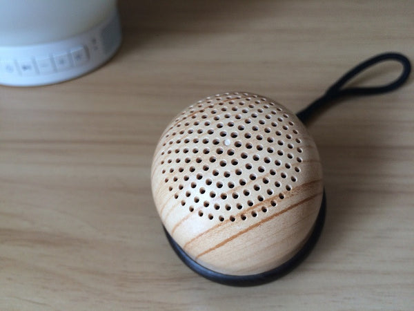 The World's Smallest Bluetooth Speaker With Built in Microphone