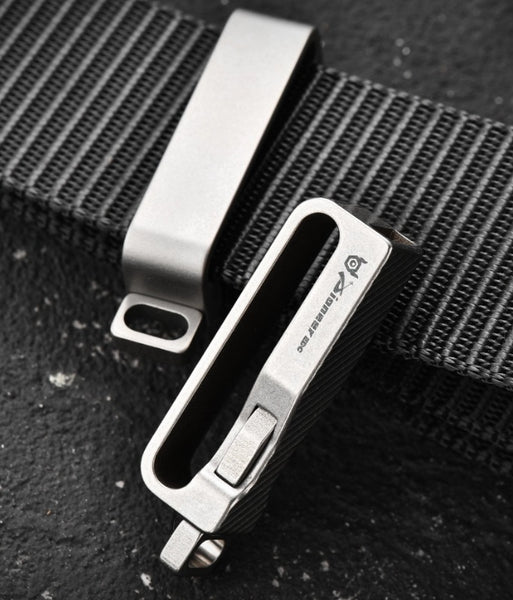Titanium Quick-Release Belt Buckle: EDC Keychain Luxury Clip