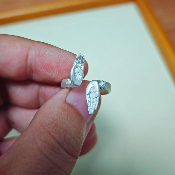 Fearless Wish Buddha Hand Ring - Chic Couple Gift