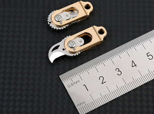 Mini Brass Folding Claw - Pocket-Sized Express Opener
