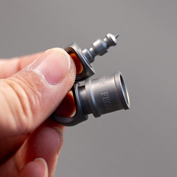Titanium Alloy Quick-Release Push-Pull Keychain – GizModern