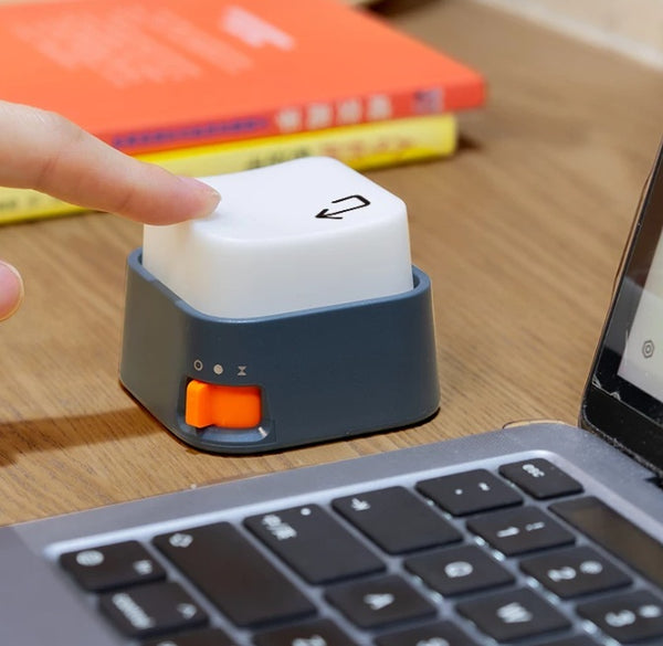 Creative Mini Keyboard Stress-Relief Lamp: Rechargeable Desktop Night Light for Office Decor
