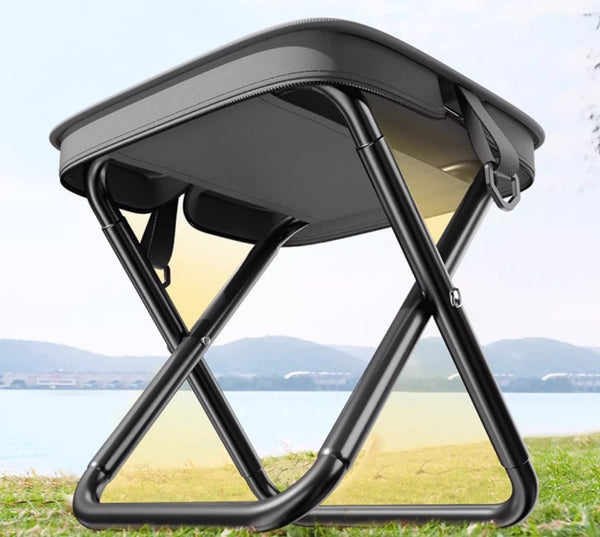Pocket Throne Folding Stool – Queue-Killing, Fishing-Saving, Train-Riding Magic Seat