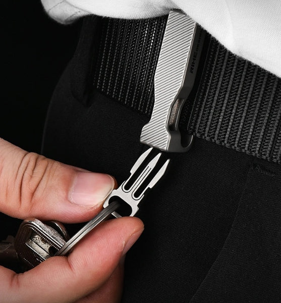 Titanium Quick-Release Belt Buckle: EDC Keychain Luxury Clip