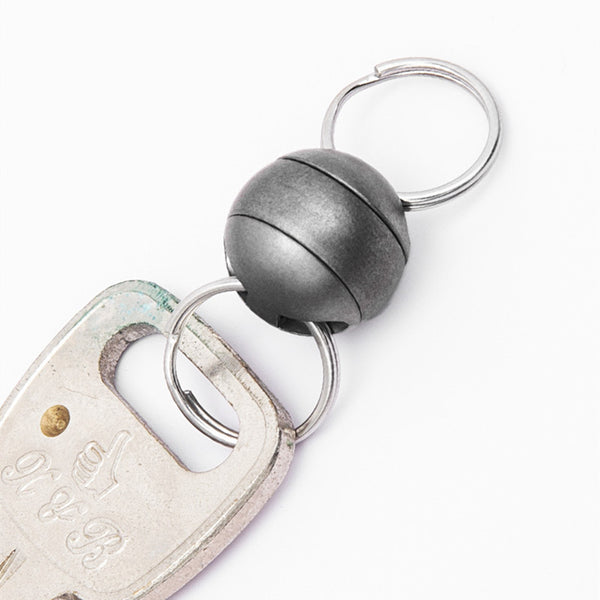 360° Rotating Titanium Alloy Car Keychain