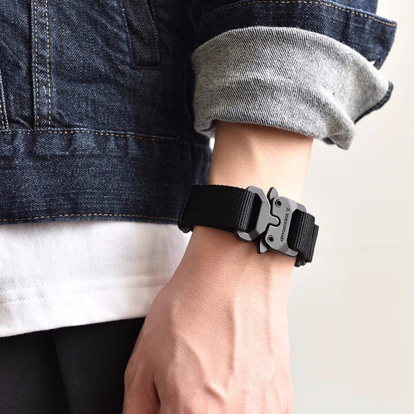 Functional Bracelets Hip-Hop Athletic Functional Metal Clasp Bracelet – GizModern