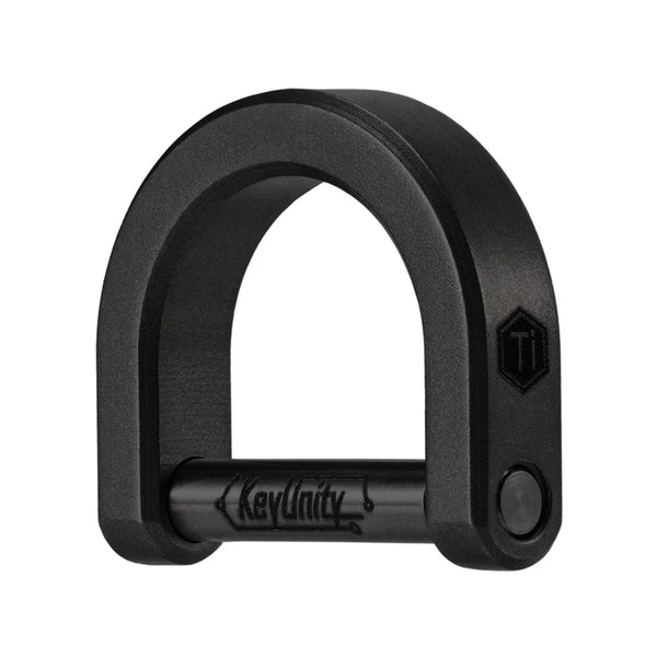 Titanium EDC Rotating Horseshoe Keychain – Stirrup Style Swagger