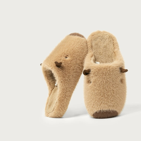 Capybara Plush Slippers: Cozy Indoor Fall/Winter Warmers