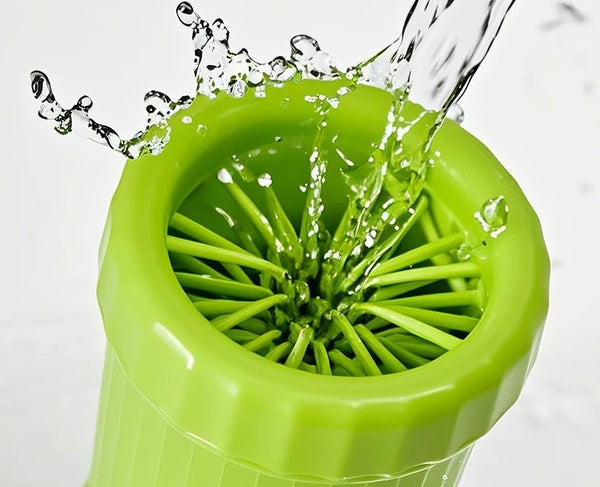 Auto Paw Cleaner Cup: Effortless Mud-Busting Washer & Soft Silicone Scrubber for Dogs & Cats!