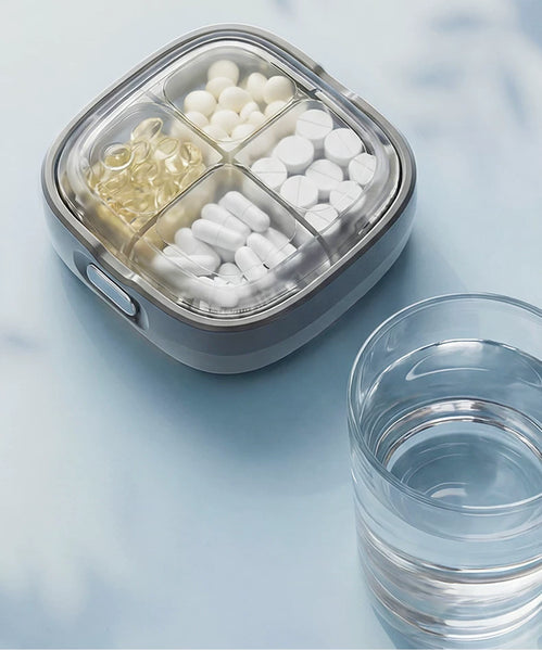 Spin Into Wellness: Smart Portable 7-Day Rotating Sealed Travel Pill Organizer