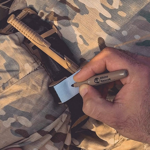 Mini Waterproof Tactical EDC Marker with Hook – Adventure-Ready Essential