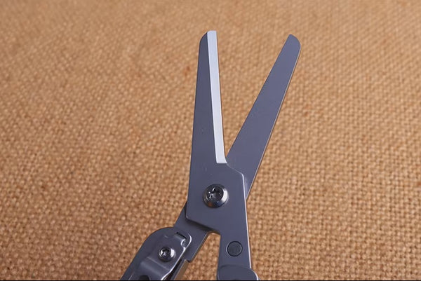 Pocket Beast Mini Folding Scissors – Multi-Use Stainless EDC Hero