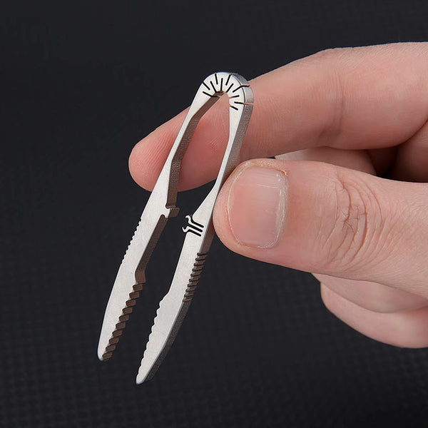 Titanium Tweezer Clip: Portable EDC Keychain Brow Tool