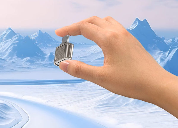 Mini Zinc TF Card Reader: Anti-Slip Apple & PC Magic