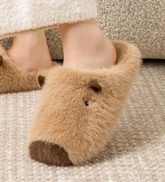 Capybara Plush Slippers: Cozy Indoor Fall/Winter Warmers