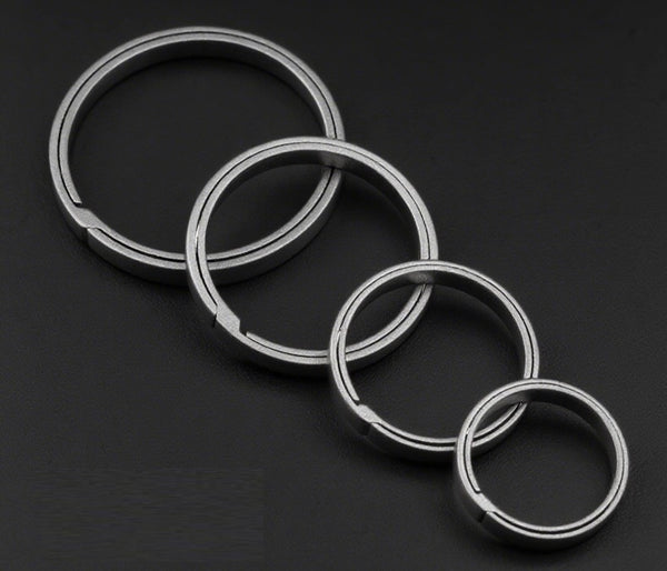 Titanium Side-Push Keychain: Quick-Release Car Key Ring