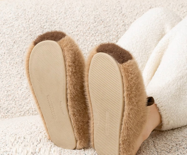 Capybara Plush Slippers: Cozy Indoor Fall/Winter Warmers