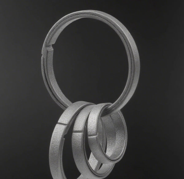 Titanium Side-Push Keychain: Quick-Release Car Key Ring
