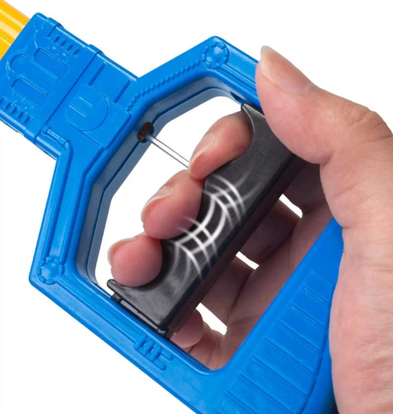 Creative Mechanical Claw Arm Grabber Toy – Fun Outdoor Warm Hand Gadget for Boys