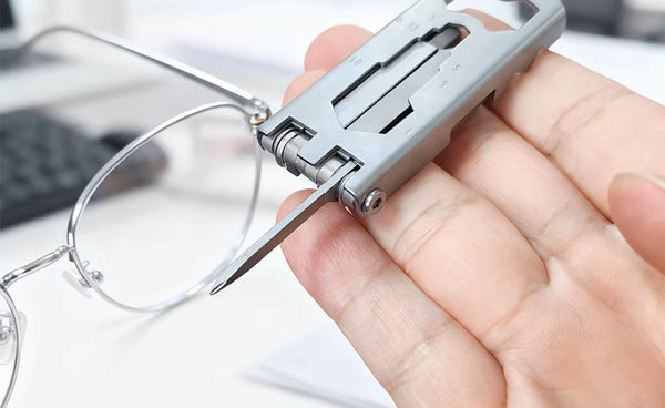 Versatile EDC Survival Multi-Tool: Foldable Screwdriver & Bottle Opener for Outdoor Adventure and Daily Use