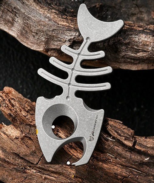 Titanium Piranha EDC Bottle Opener Keychain - Trendy Stress Relief Pendant Gift