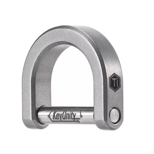 Titanium EDC Rotating Horseshoe Keychain – Stirrup Style Swagger