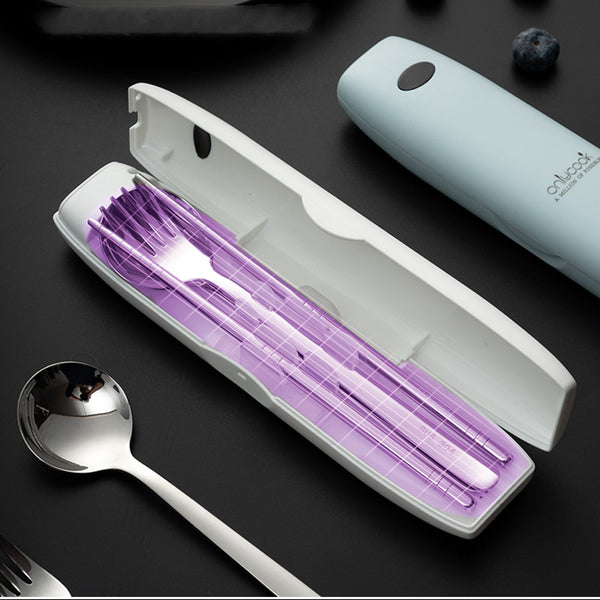 Portable Cutlery Set With UV Disinfection For Killing Bacteria