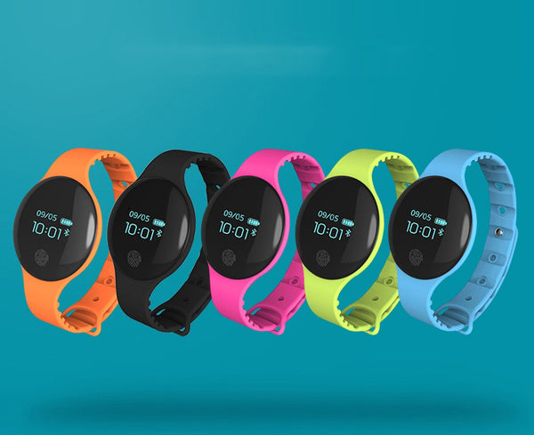 Fitness Tracker with Larger Touchscreen - See Everything at a Glance
