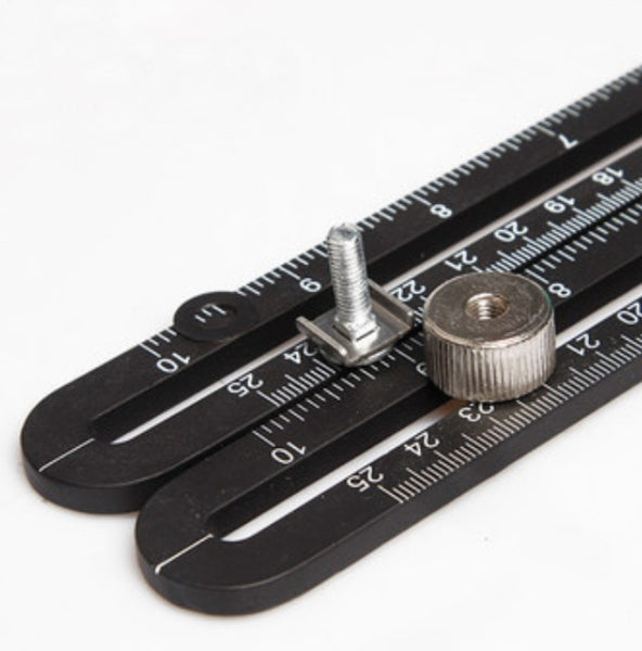 Multi-Angle Measuring Ruler with 6 Foldable Sides, For Handymen, Builders, Craftsmen, Carpenters, Roofers and More