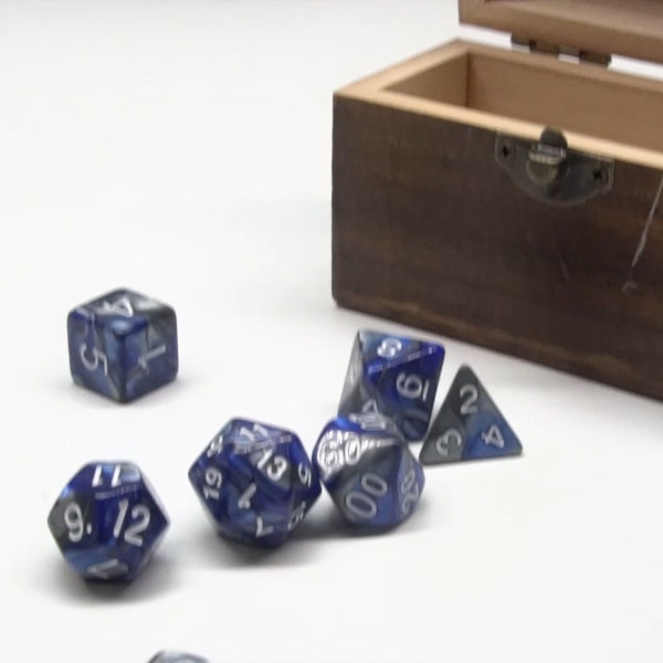 Creative Multi-Faceted 7 Pcs Dice Set, with A Storage Box or A Pouch