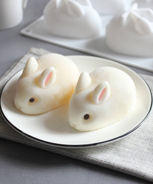 3D Cute Animal Shape Silicone Mold, Available in Rabbit, Car, Dog and Duck, for Cake, Pudding, Ice Cream and More
