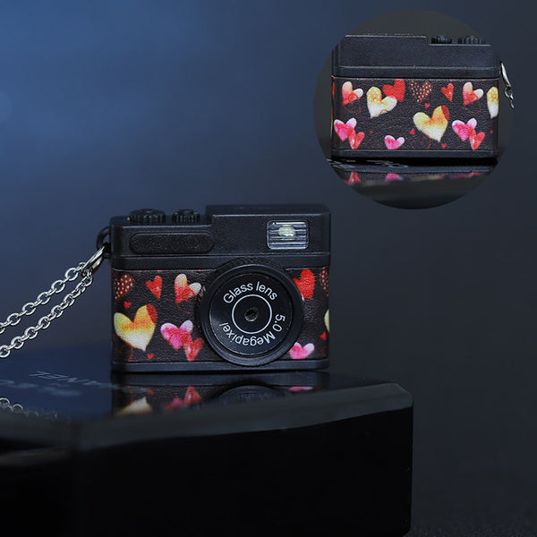 Creative Flash Camera Pendant Necklace, for Men & Women