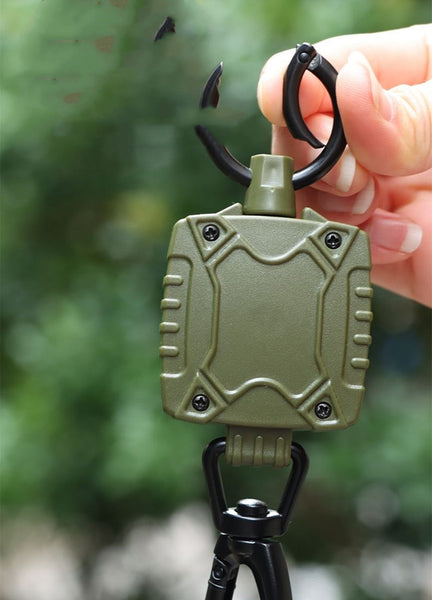 Outdoor Multifunctional Retractable Buckle Keychain