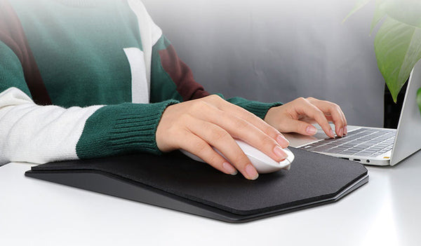 Ergonomically Designed Mouse Pad With Wrist Support & Pain Relief