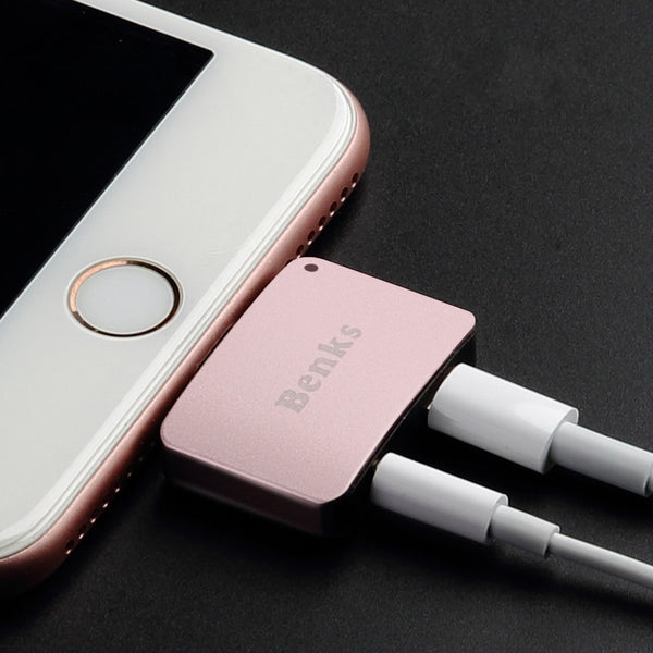The Most Coolest Lightning Audio and Charge Adapter for iPhone 7/7plus