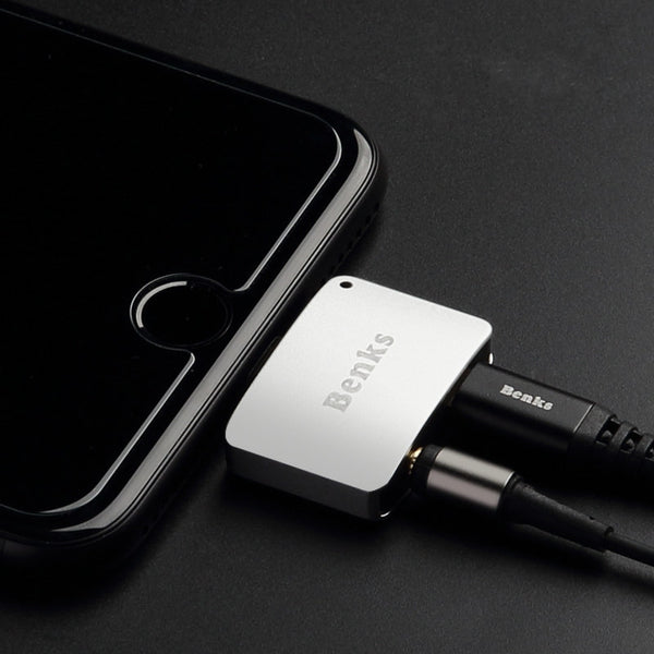 The Most Coolest Lightning Audio and Charge Adapter for iPhone 7/7plus